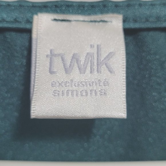 Twik Faux Satin Green Dress O/S - Picture 7 of 8